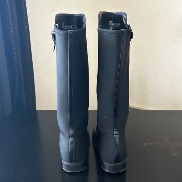 Stuart Weitzmann 5050 Black Knee High Black Boot. Size 4 - Picture 5 of 11